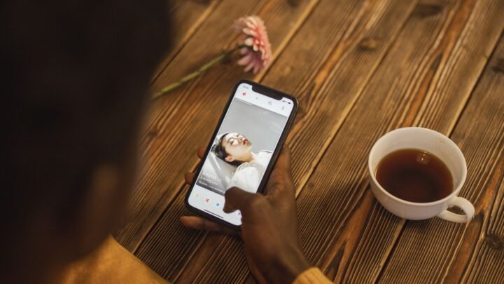What First-Timers Should Know About Adult Dating in Hamilton