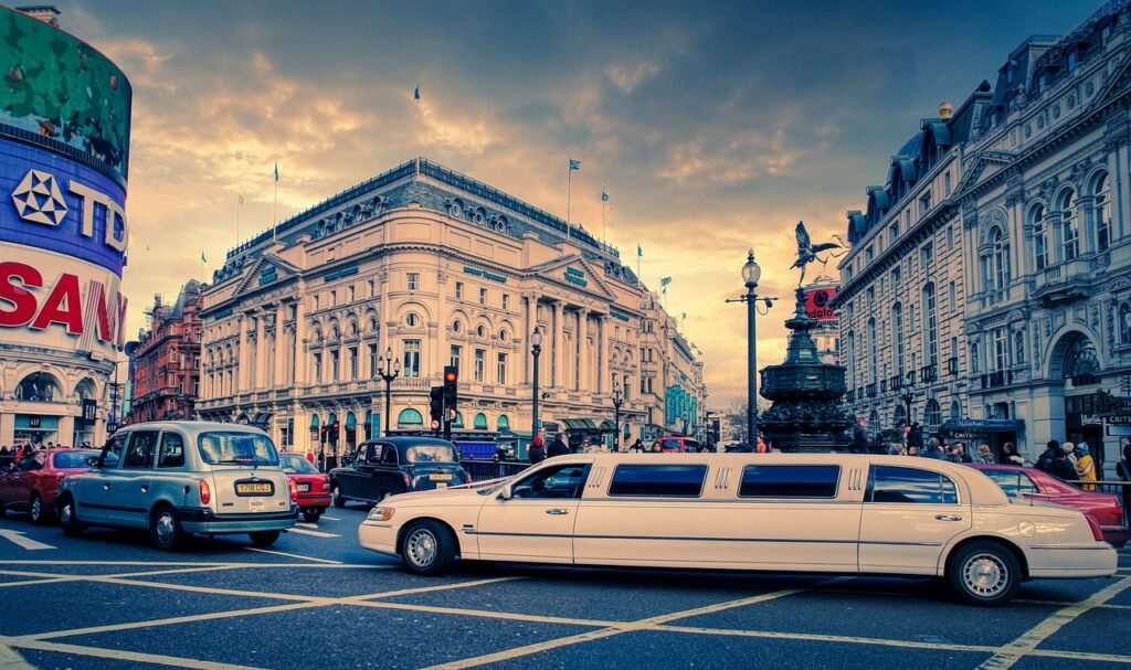 road, traffic, city, piccadilly circus, london, junction, vehicles, cars, limousine, taxi, travel, street, buildings, nature,
