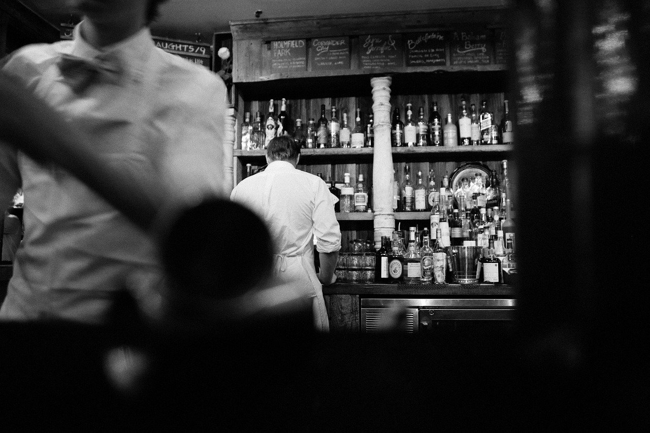bar, lounge, cocktail, alcohol, glass, restaurant, club, interior, beverage, vintage, retro, service, nightlife, bartender, m