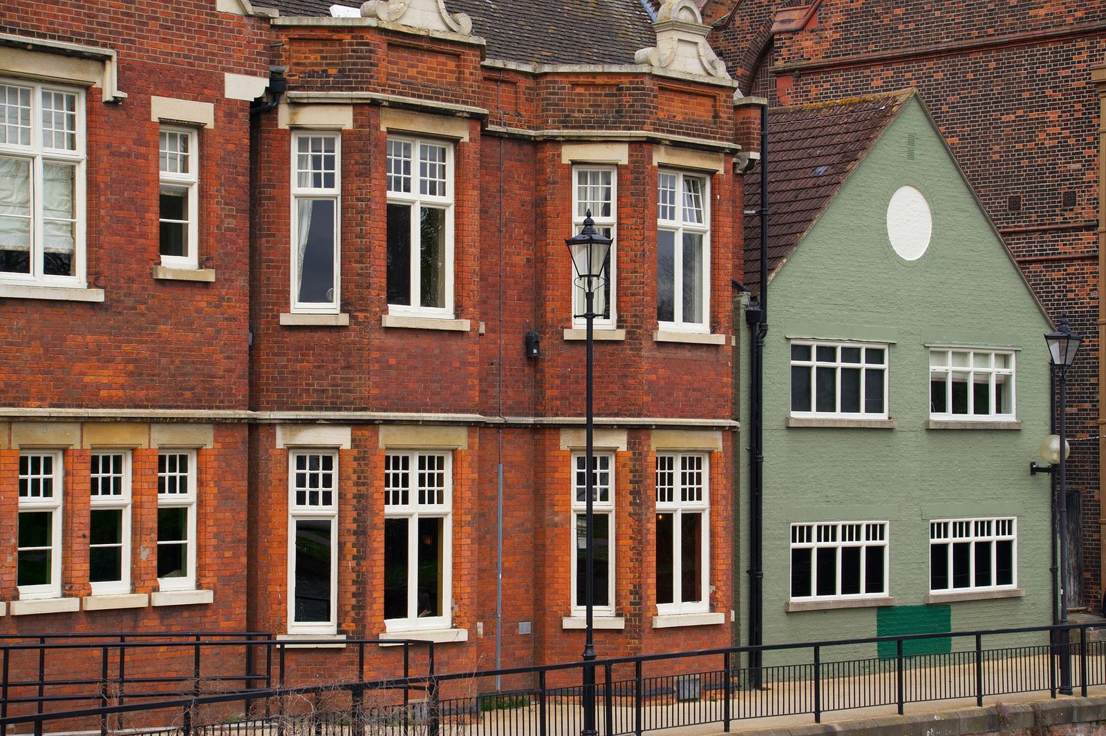Quiet Bedford street with traditional English architecture