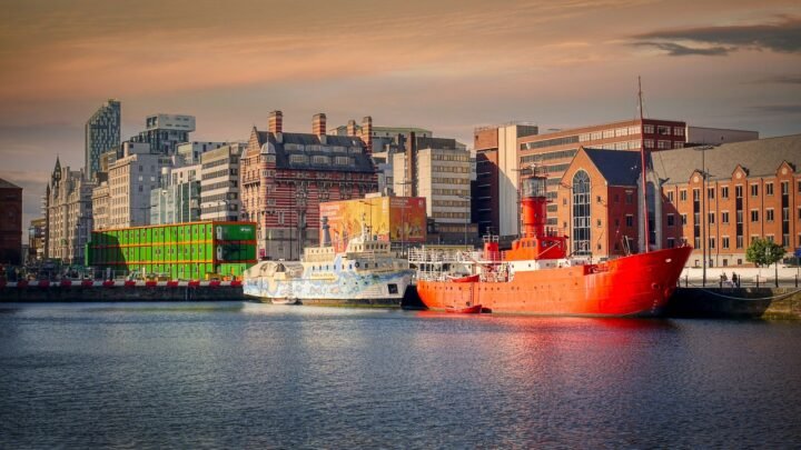 A Beginner’s Guide to Navigating the Online World in Liverpool