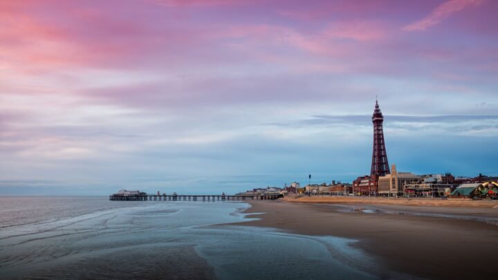 Blackpool Escort Guide for Visitors: Planning, Privacy and Respectful Booking