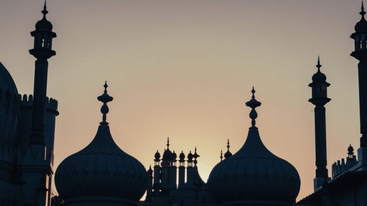 Brighton and Hove Escort Guide for Visitors: Planning a Respectful, Discreet Experience