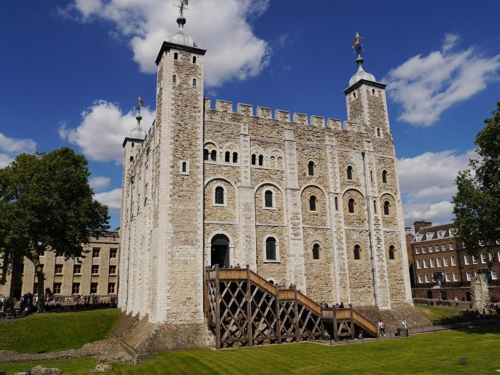 london, tower, uk, england, landmark, british, kingdom, united, famous, tourism, city, attraction, britain, architecture, tra