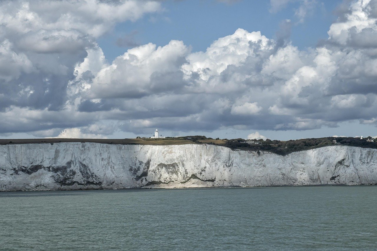 white cliff, dover, england, rock, clouds, sea, white cliffs, lighthouse, united kingdom, cliffs, nature, coast