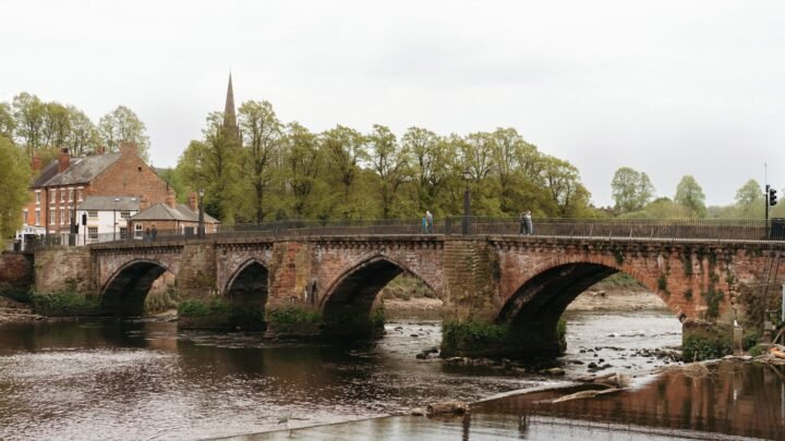 Navigating Date Tinder in Chester: A Local Guide to Modern Romance