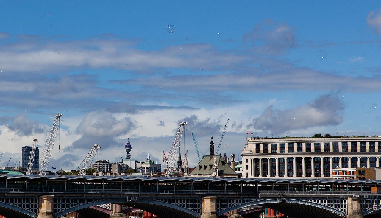 blackfriars bridge, blackfriars station, arches, london, bt tower, london skyline, cranes, construction, architecture, arch,