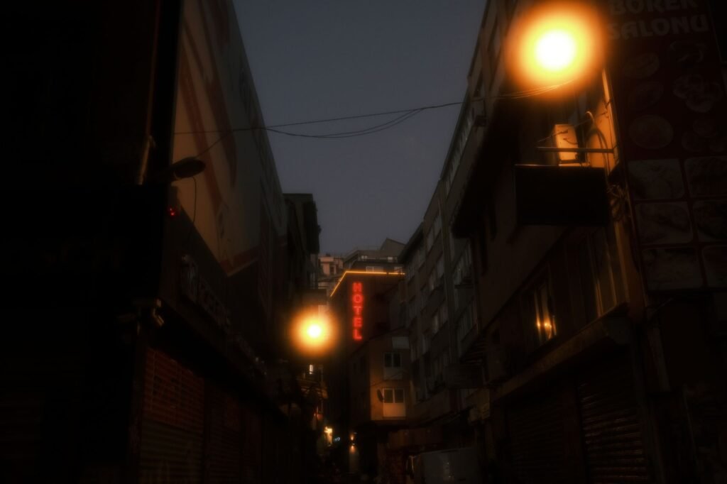 A quiet Cheltenham street near a planned meeting location