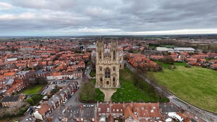 Escort Booking Etiquette in Beverley: A Respectful Guide to Clear Communication and Boundaries