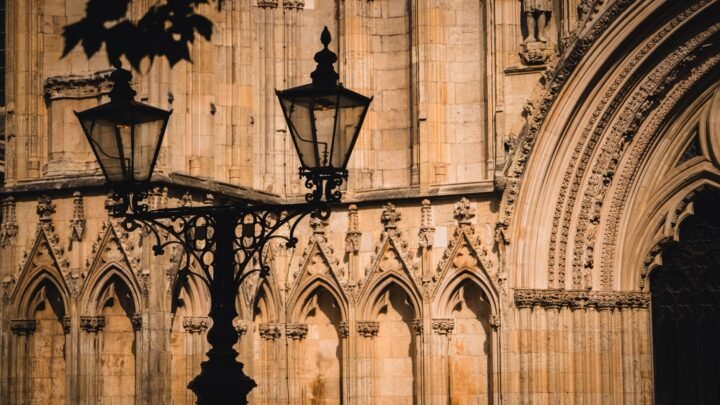 Escort Booking Etiquette in York: A Respectful Guide to Clear Communication