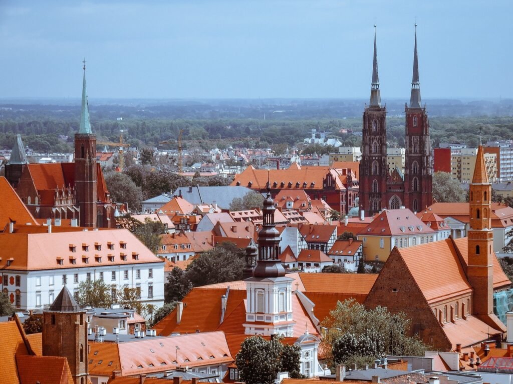 old town, the market, wroclaw, architecture, city, townhouses, street, buildings, facades, poland, roofs, building, center, t