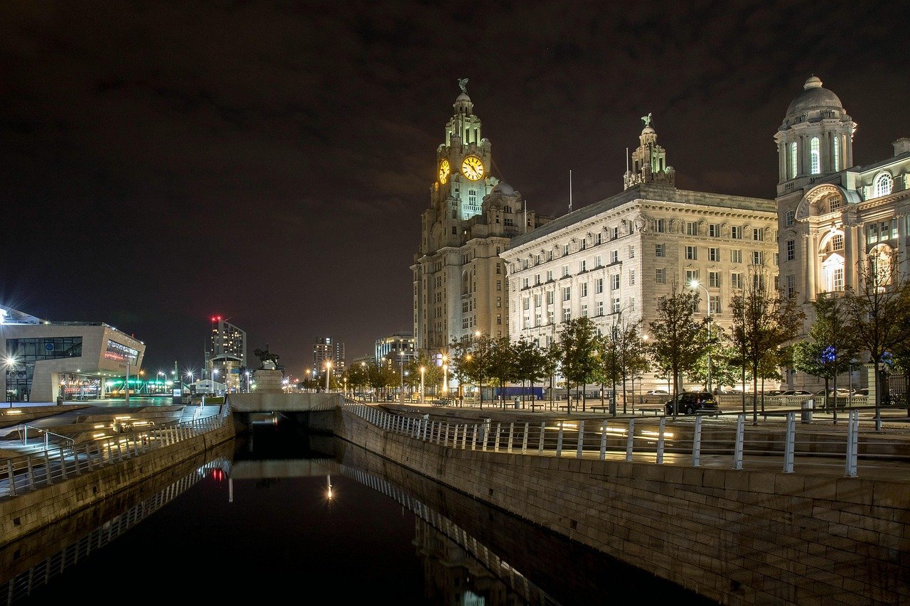 the 3 graces, liverpool, pierhead, waterfront, city, cityscape, skyline, architecture, urban, buildings, tourism, uk, england