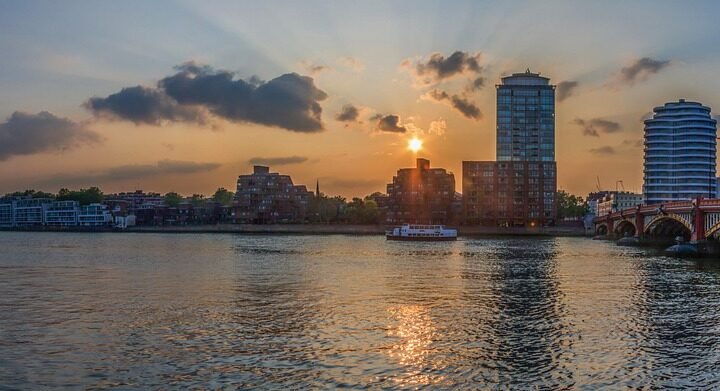 Navigating Escorts in London: A Straightforward Guide