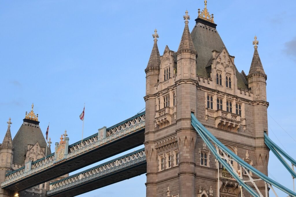 bridge, london, tower bridge, england, united kingdom, sightseeing, tourist attraction, river thames