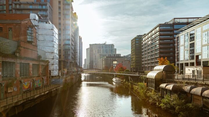Escorts in Manchester: Myths, Facts, and Practical Advice