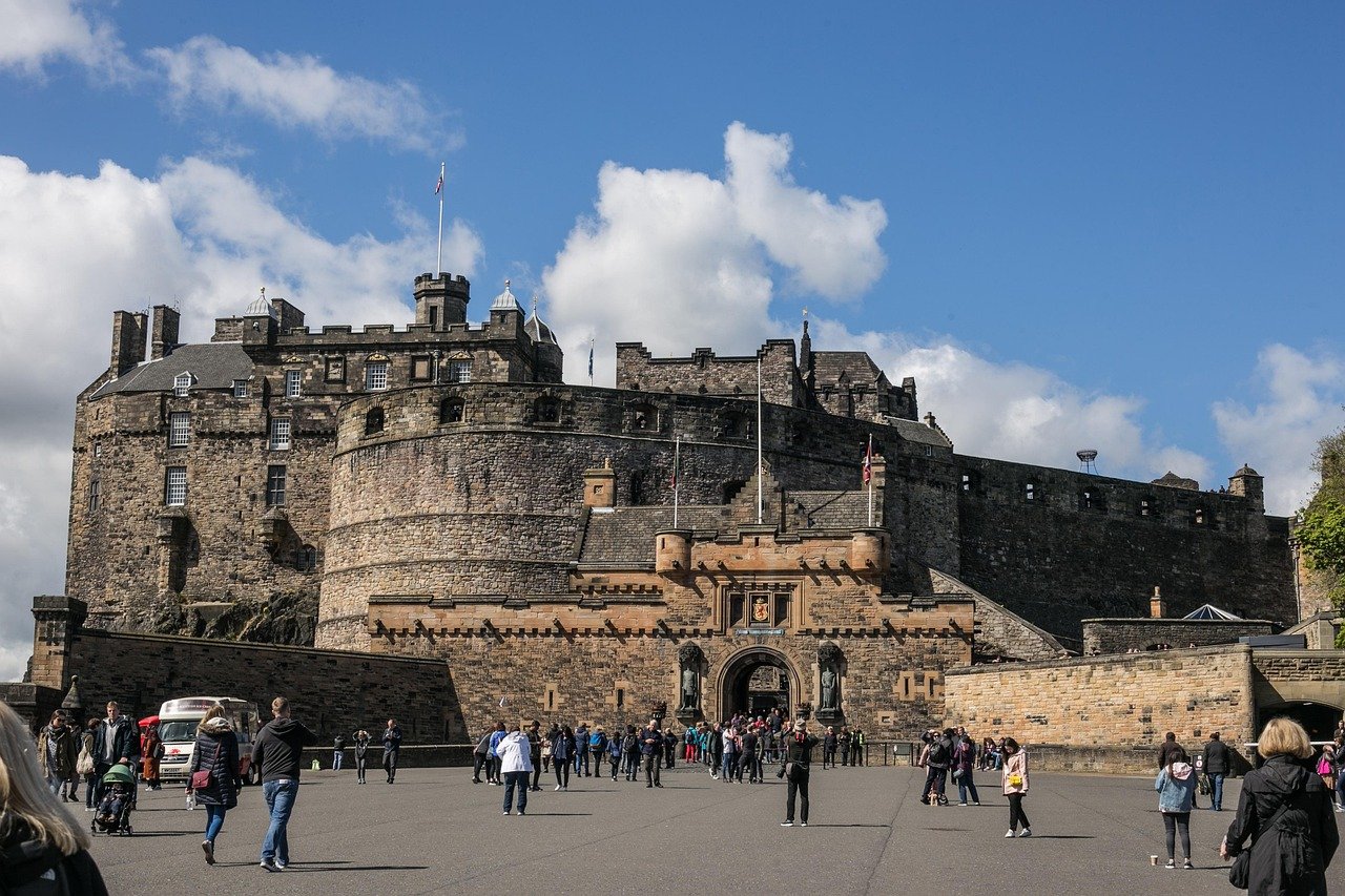 edinburgh castle, castle, edinburgh, scotland, scottish, british, uk, united kingdom, travel, tourism, landmark, fortress, me