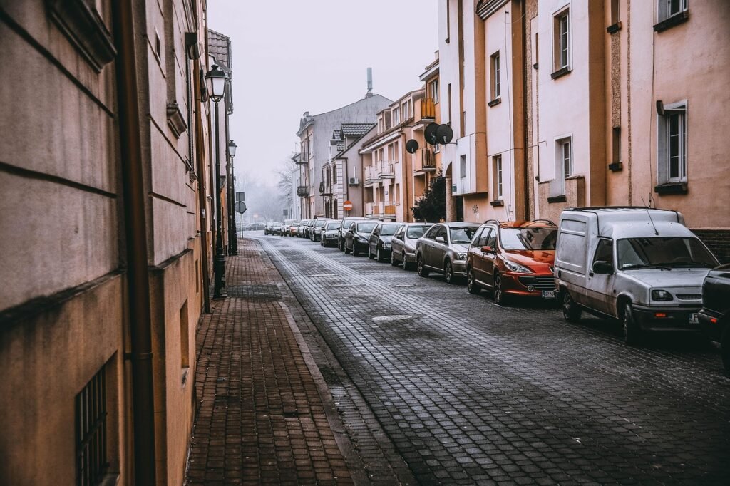 way, street, architecture, city, walkway, pavement, buildings, cars, promenade, leave, the walls of the, wall, the window, al