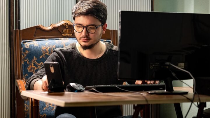 What First-Timers Should Know About Going Online in Wigan