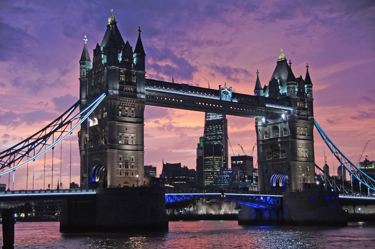 tower bridge, bridge, sunset, architecture, hd wallpaper, structure, windows wallpaper, lights, monument, buildings, nature b