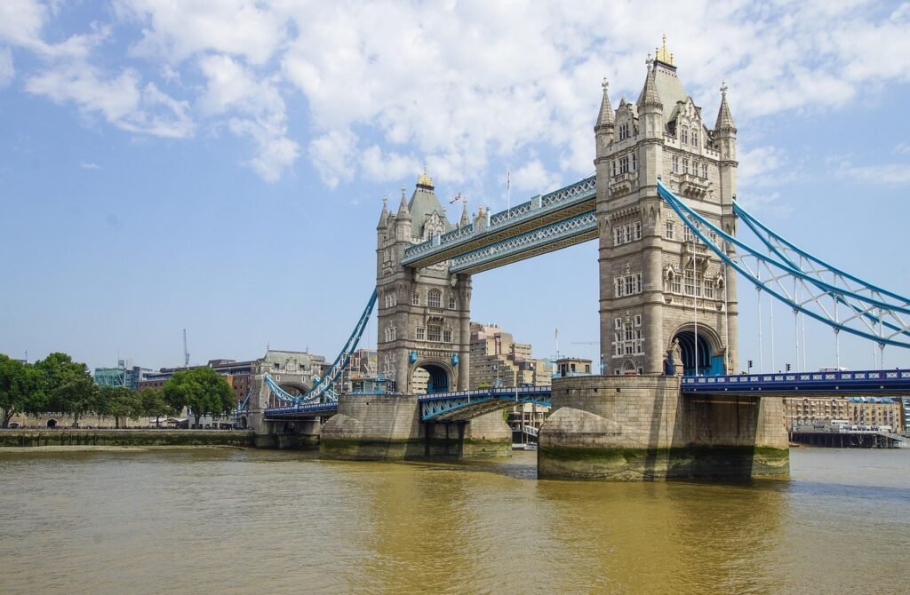 london, tower, sightseeing, tower bridge, england, tourism, united kingdom, landmark, architecture, bridge, river thames, cap