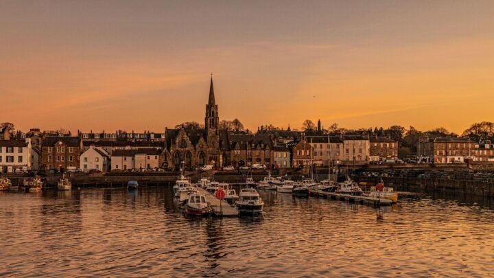 How to Find an Escort in Ayr: A Respectful First-Time Guide