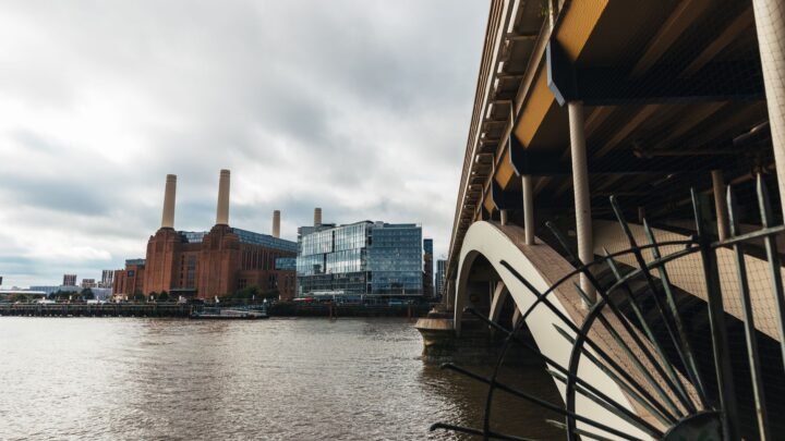 How to Find an Escort in Battersea: A Respectful First-Time Guide