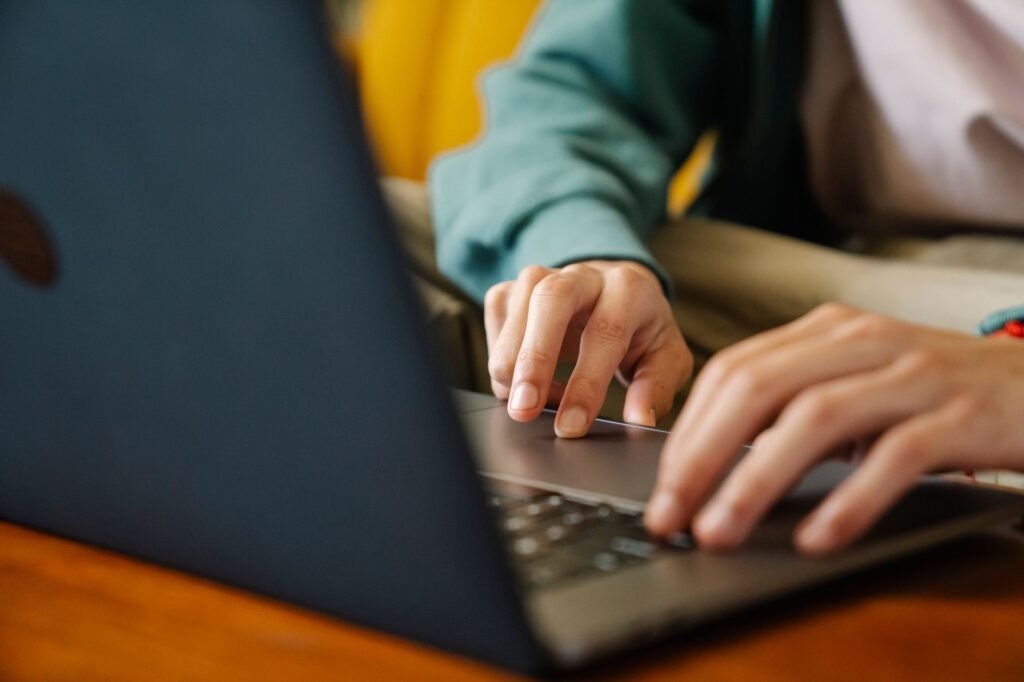 Person reviewing an online profile privately