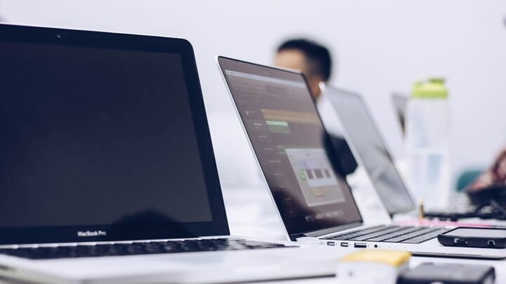 Mastering Digital Discovery: How to Research Online Properly in Newtownabbey