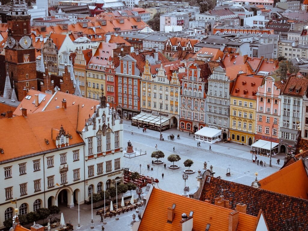 old town, the market, wroclaw, architecture, city, townhouses, street, buildings, facades, poland, roofs, building, center, t