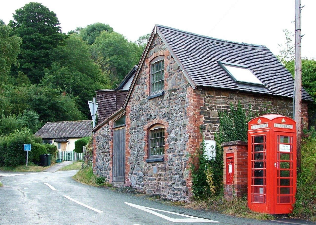 village, phonebox, phone, british, telephone, box, red, uk, england, booth, traditional, old, english, call, telecommunicatio