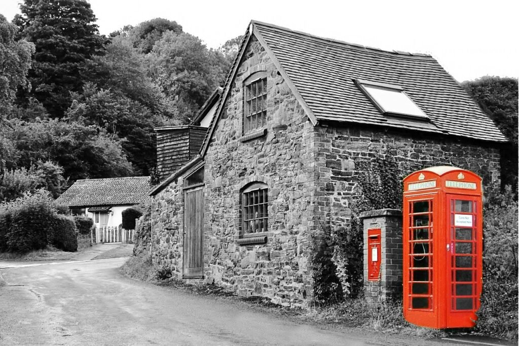 village, phonebox, phone, british, telephone, box, red, uk, england, booth, traditional, old, english, call, telecommunicatio