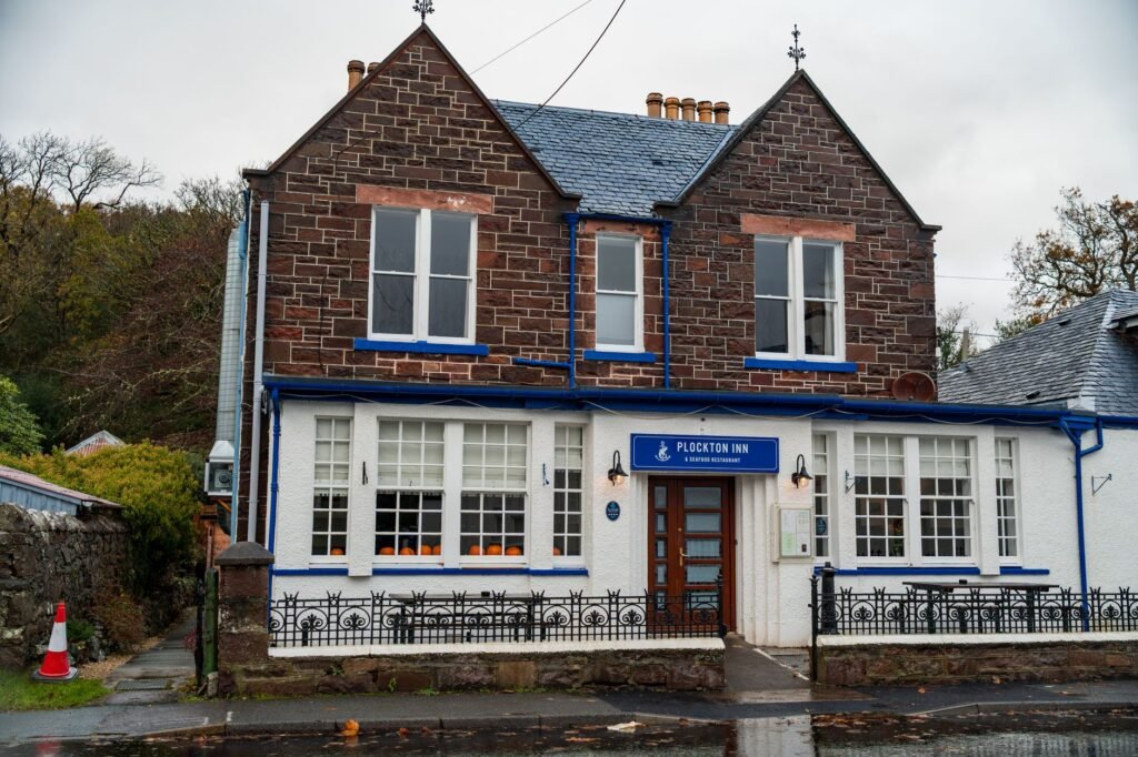 Discover the quaint Plockton Inn, a seafood restaurant in scenic Plockton, Scotland.