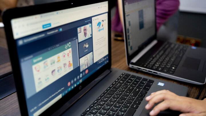 Online in Preston: Exploring Digital Entertainment, Connectivity, and Local Culture