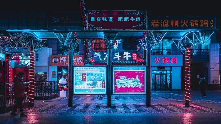 How to Properly Research and Navigate the Night Life in Bradford