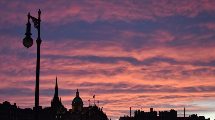Making Sense of Romance in Ayr: Creating Unforgettable Moments