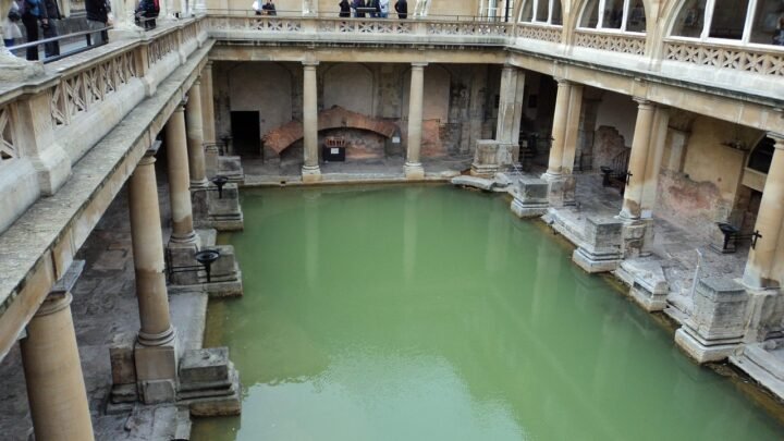 Mastering the Art of Sexy Photos in Bath: What Makes a Captivating Experience