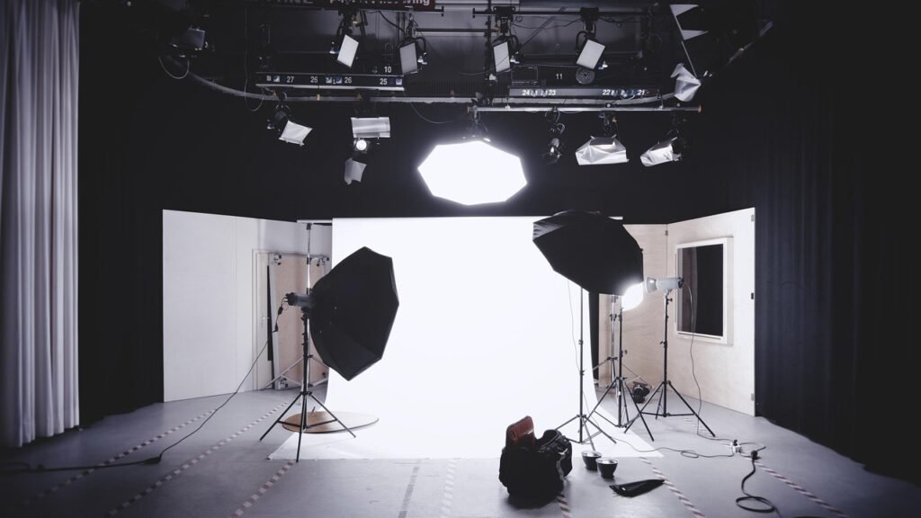 photography, studio, photo shoot, lighting, photography lighting, lighting equipment, photography equipment, flash, indoors,