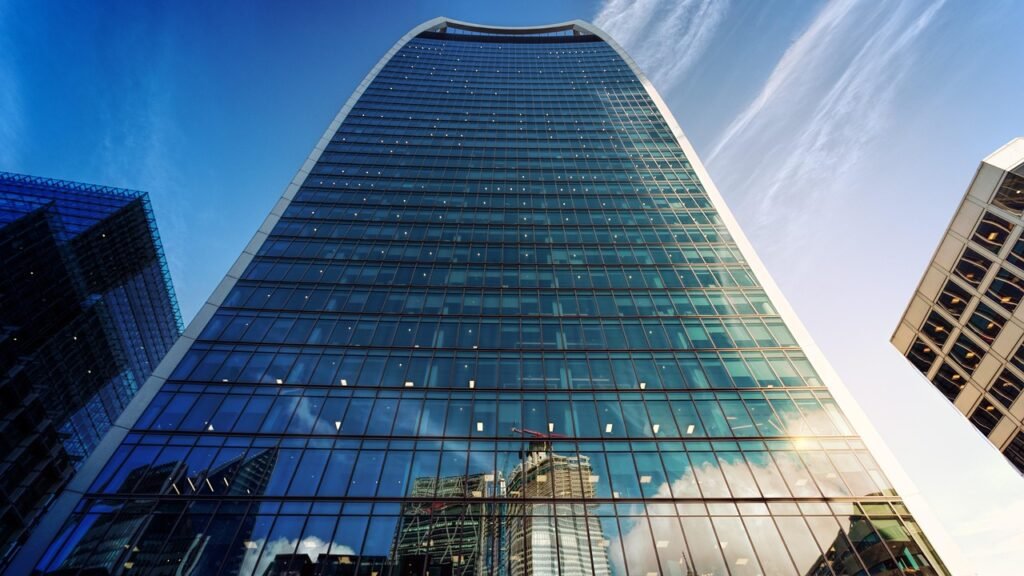 london, skyscraper, walkie talkie, architecture, england, modern, skyline, united kingdom, city, glass, facade, building, per