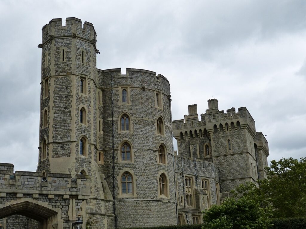england, united kingdom, london, architecture, windsor, castle, sightseeing, historical, landmark, monument, middle ages, wal