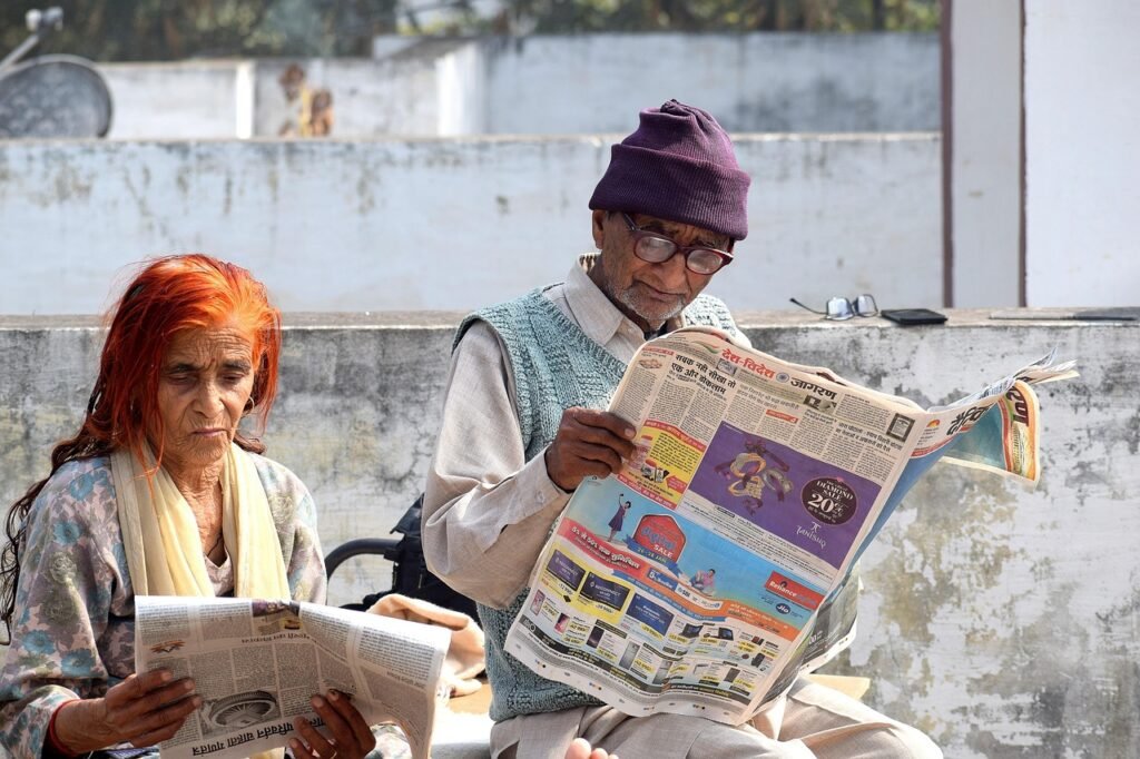 old couple, reading, newspaper, bookworm, grandparents, pensioner, read, pensioners, old, glasses, education, couple, study,