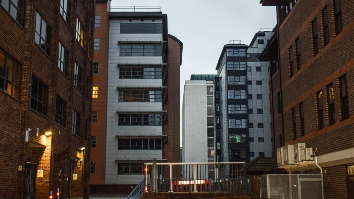 Unlocking Swindon Entertainment: Your Guide to Local Culture, Music, and Big Screen Thrills