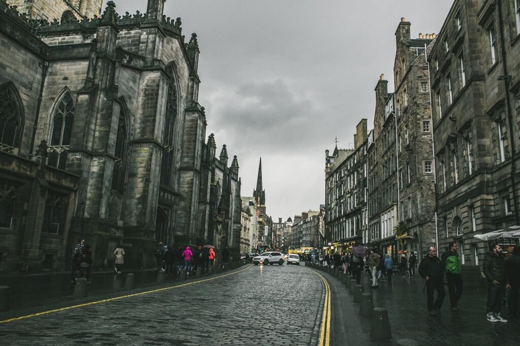 royal mile, high street, edinburgh, old, scotland, architecture, building, hill, city, tourism, historic, landmark, europe, m