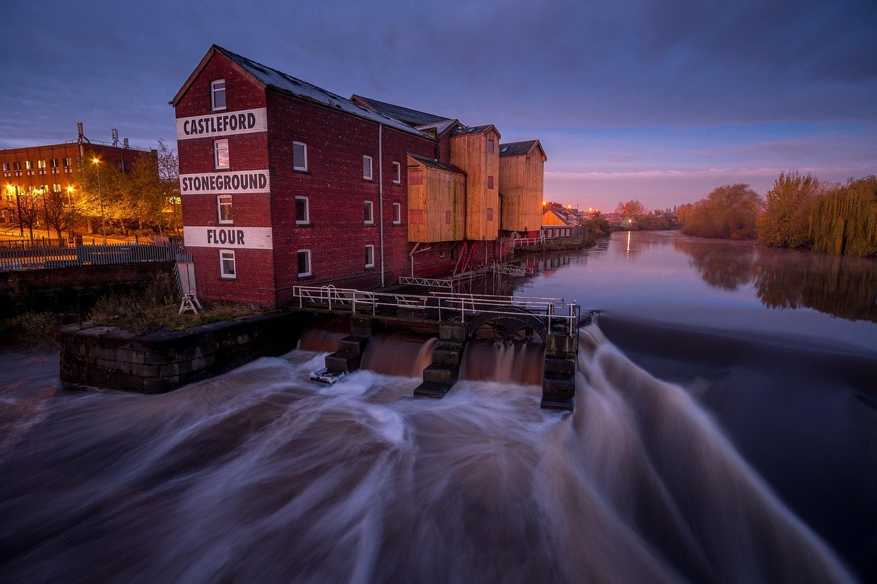 queens mill, castleford, allinson's mill, river aire, yorkshire, sunrise, river, water, reflection, town, wakefield, tranquil