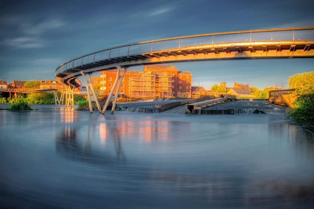 castleford weir, river aire, millennium bridge, yorkshire, long exposure, river, water, swirl, salmon run, golden hour, sprin
