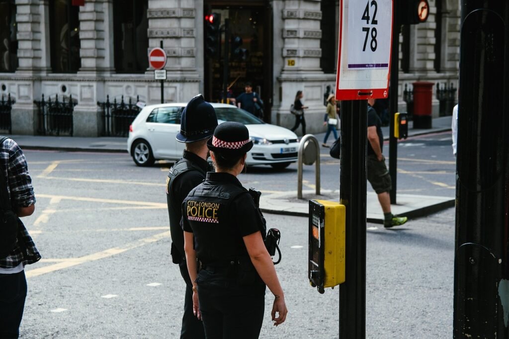 police, london, policeman, british, england, crime, uk, emergency, security, street, law, urban, police, policeman, policeman
