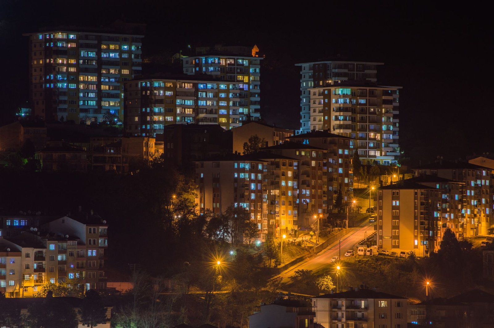 Stunning night scene of city buildings lit up in Giresun, Türkiye.