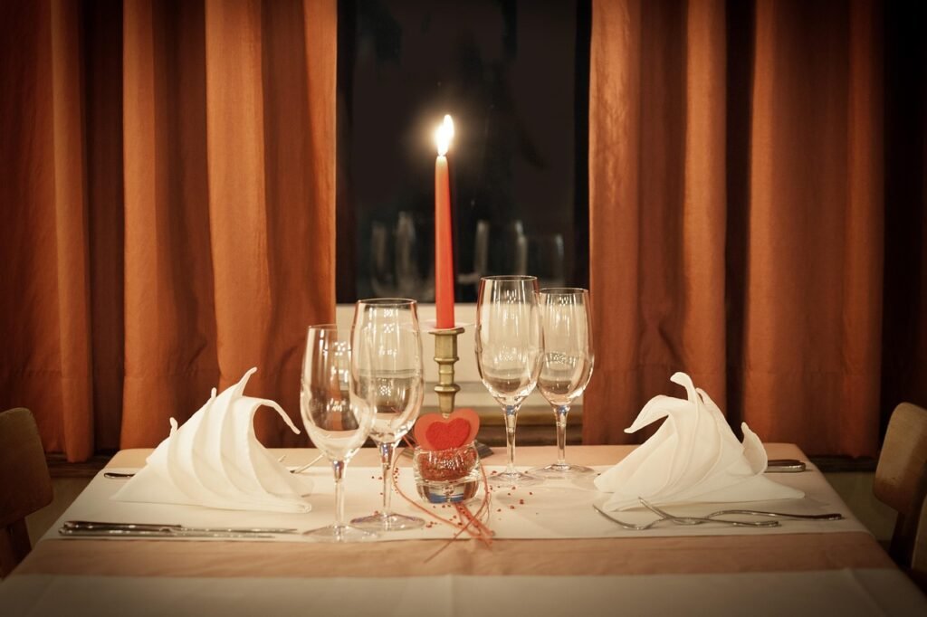 table decoration, dinner for two, valentine's day, romance, candlelight, chandelier, restaurant, romantic, few, in love, glas