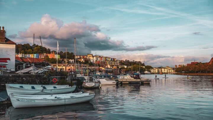 Navigating Escorts and Nightlife in Caerphilly: A Local Visitor Guide