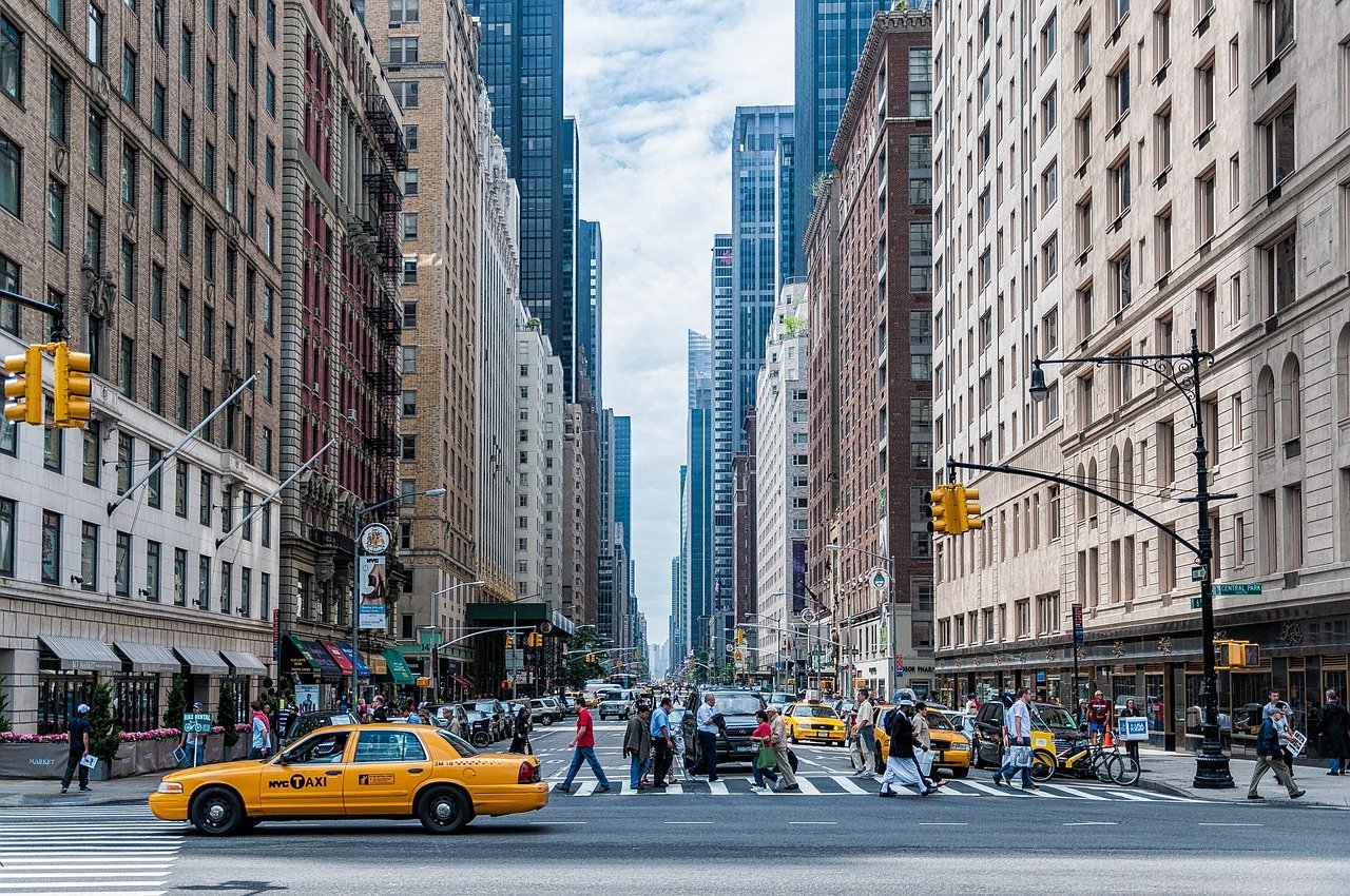 pedestrians, crossing, traffic, intersection, junction, crossroads, buildings, commuters, busy streets, street photography, c