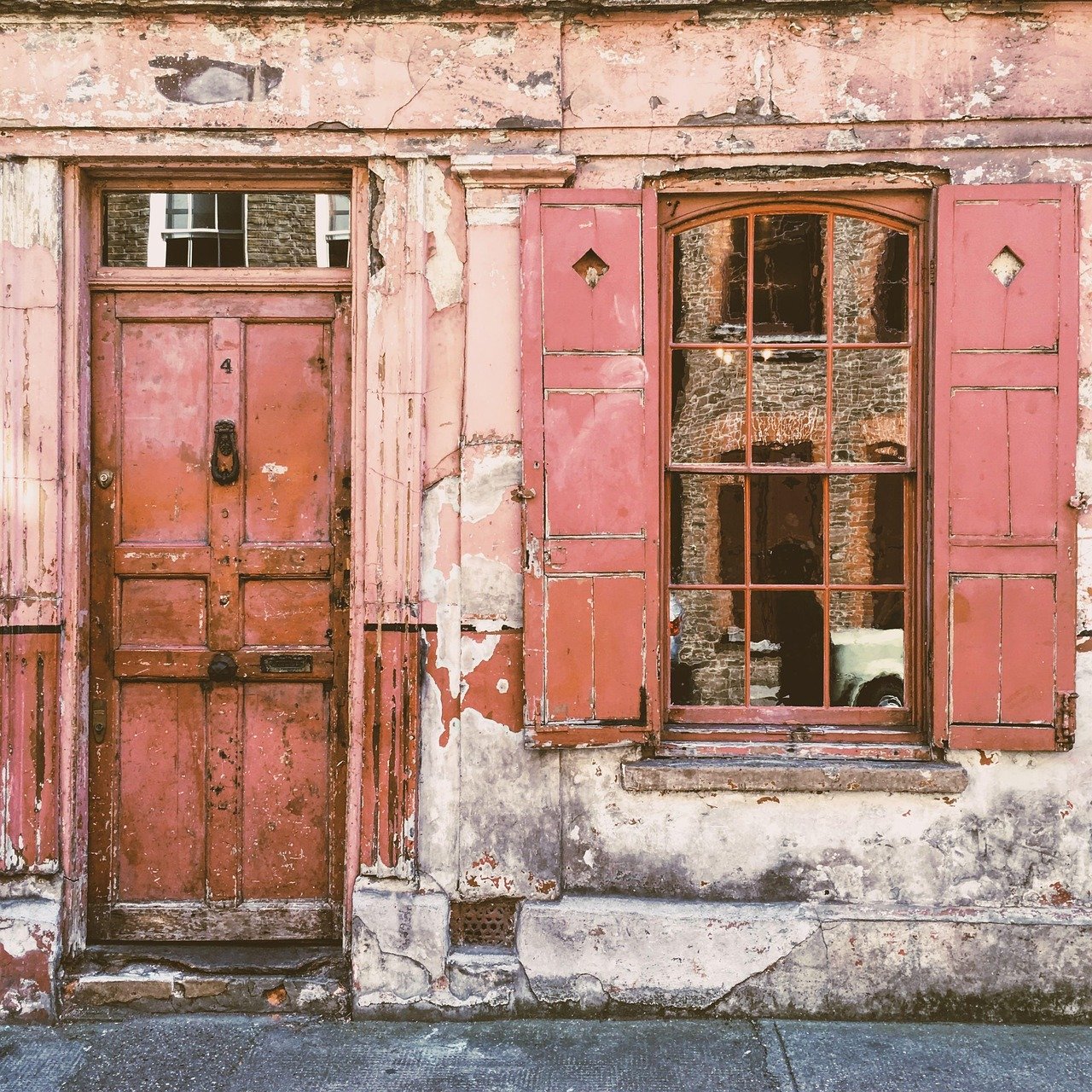 outside, door, wall, window, house, building, old, steel, street, brown house, brown window, brown street, brown door, London